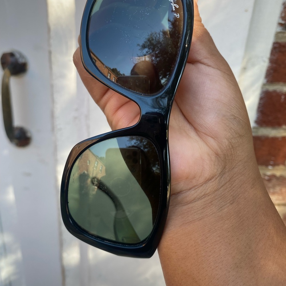 Ray-Ban Glossy Black Sunglasses pueden ser de mujer o de hombre - Picture 5 of 10